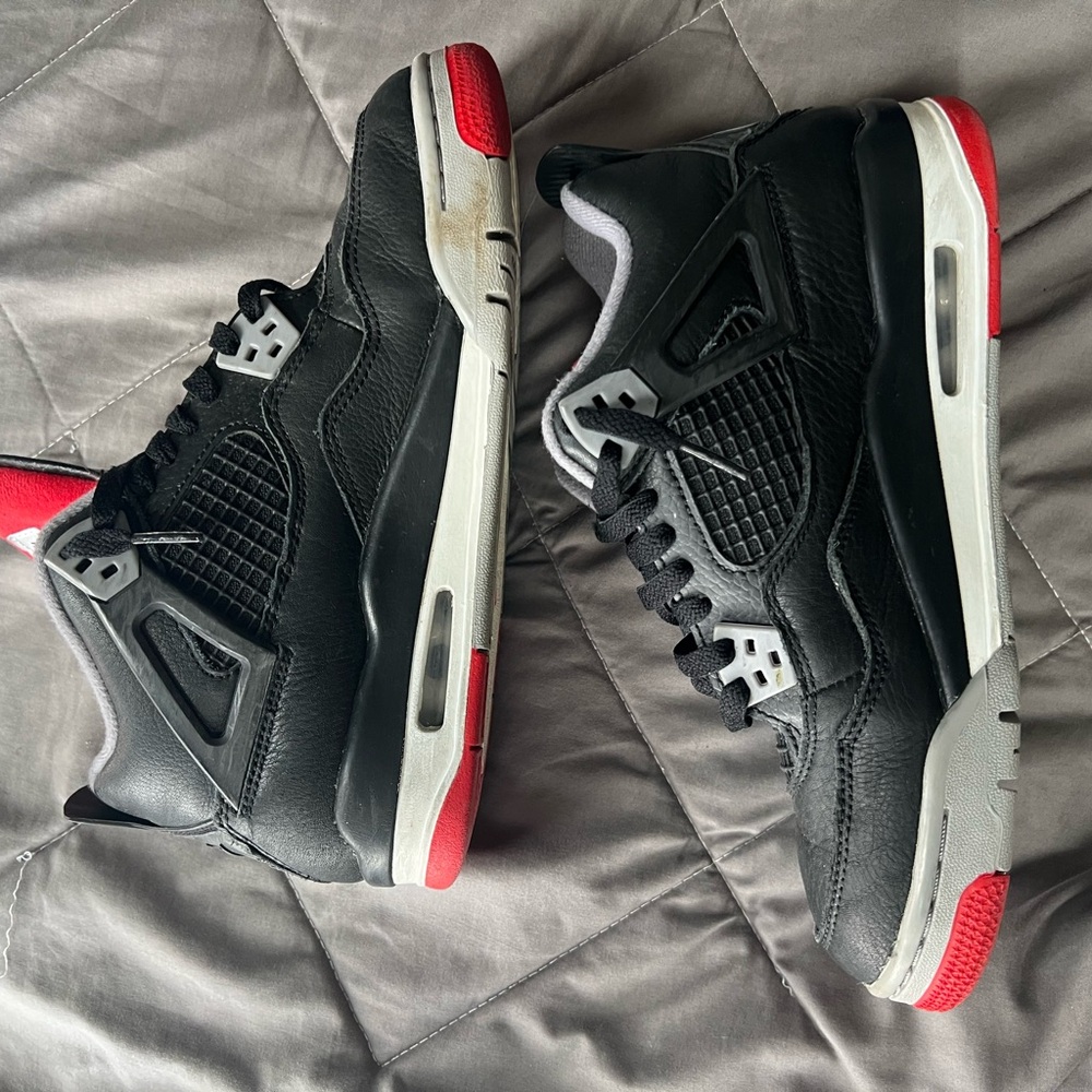 Jordan 4 youth Black and Red Sneakers